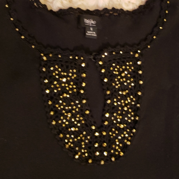 TOP Size Small - Picture 12 of 16